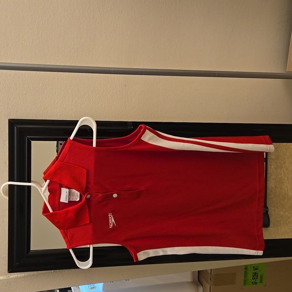 NWT Speedo Tennis Red White Stripes sleeveless Collared polo shirt tank top